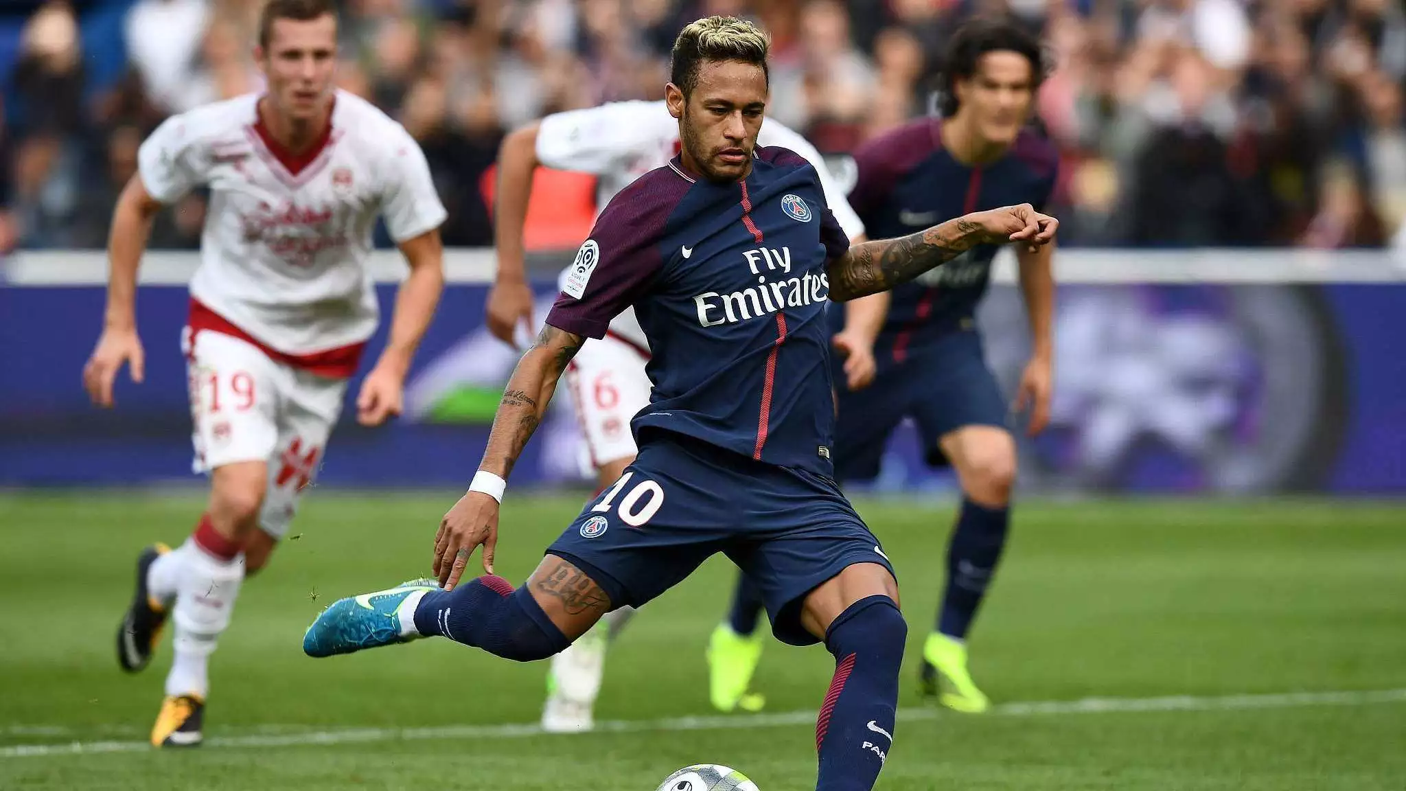 罗尔费斯：瓜帅深刻影响了欧洲众多俱乐部，怎么称赞都不为过（罗尔费斯：瓜帅对欧洲诸多俱乐部影响深远，任何赞美都不过分）